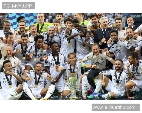 每体:马德里省高级法院裁决支持欧超,但皇马已成唯一支持者 每体:马德里省高级法院裁决支持欧超,但皇马已成唯一支持者